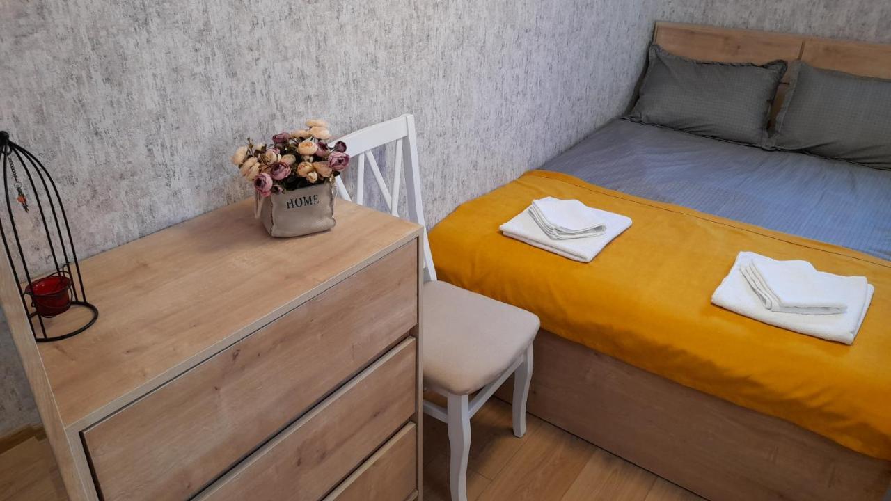 Yellow Apartment Tiflis Exterior foto