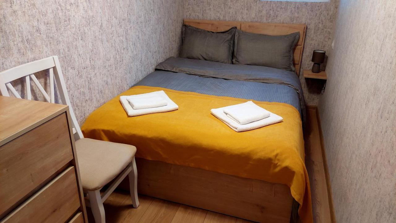 Yellow Apartment Tiflis Exterior foto
